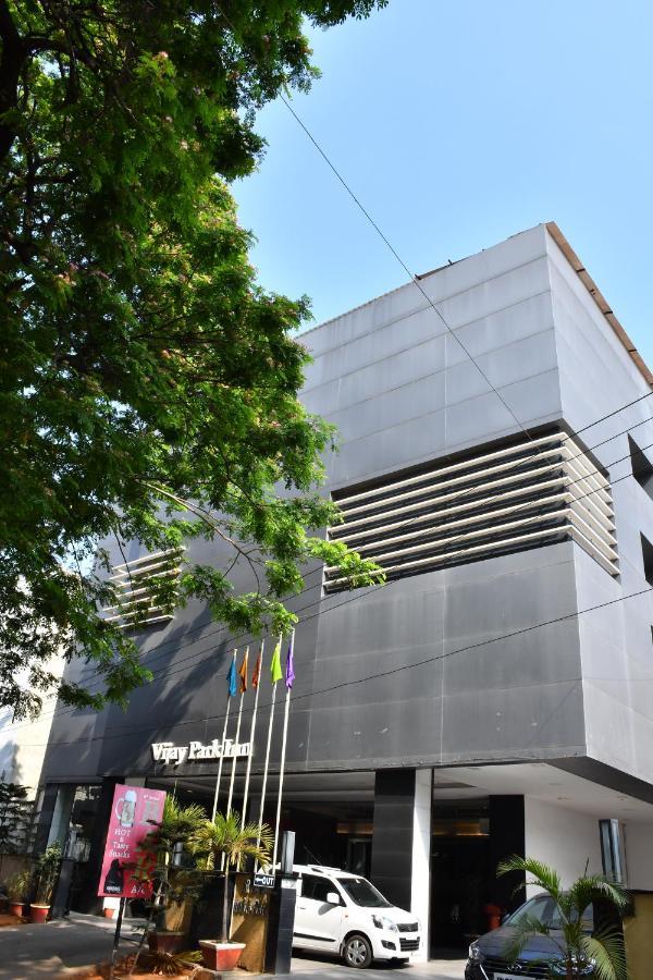 Hotel Vijay Parkinn, Gandhipuram, Coimbatore Dış mekan fotoğraf