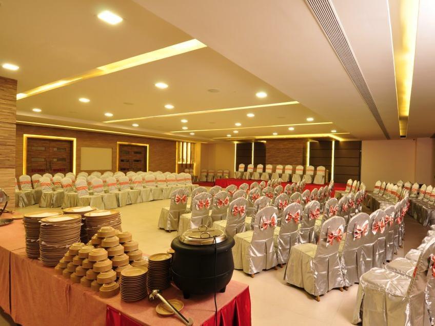 Hotel Vijay Parkinn, Gandhipuram, Coimbatore Dış mekan fotoğraf