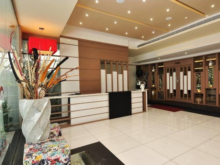 Hotel Vijay Parkinn, Gandhipuram, Coimbatore Dış mekan fotoğraf